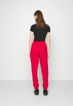 Remise 🛒 Prix Bradés Jordan PANT CORE - Pantalon de survêtement pantalons haute femme 🧨 -Pas Cher Jordan Magasin 0976300f70f748f490fa52fff0952538