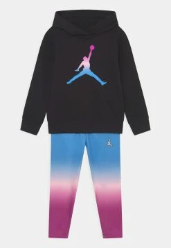 Meilleure affaire 🧨 Garantie De Qualité 100% Jordan ESSENTIALS SET         - Survêtement vêtements basket-ball enfant 🧨