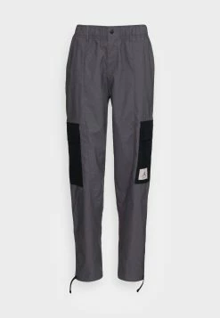 Coupon 🔔 Jordan Pantalon cargo Prix Gelé pantalons haute femme ✨ -Pas Cher Jordan Magasin 0b4108596273479db14039fb0cf469d1