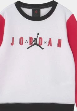 Grosses soldes 🧨 Jordan Soldes En Ligne AIR SET - Survêtement vêtements basket-ball enfant ❤️ -Pas Cher Jordan Magasin 0f0723e40a684fe69fe4e46753ed4dda