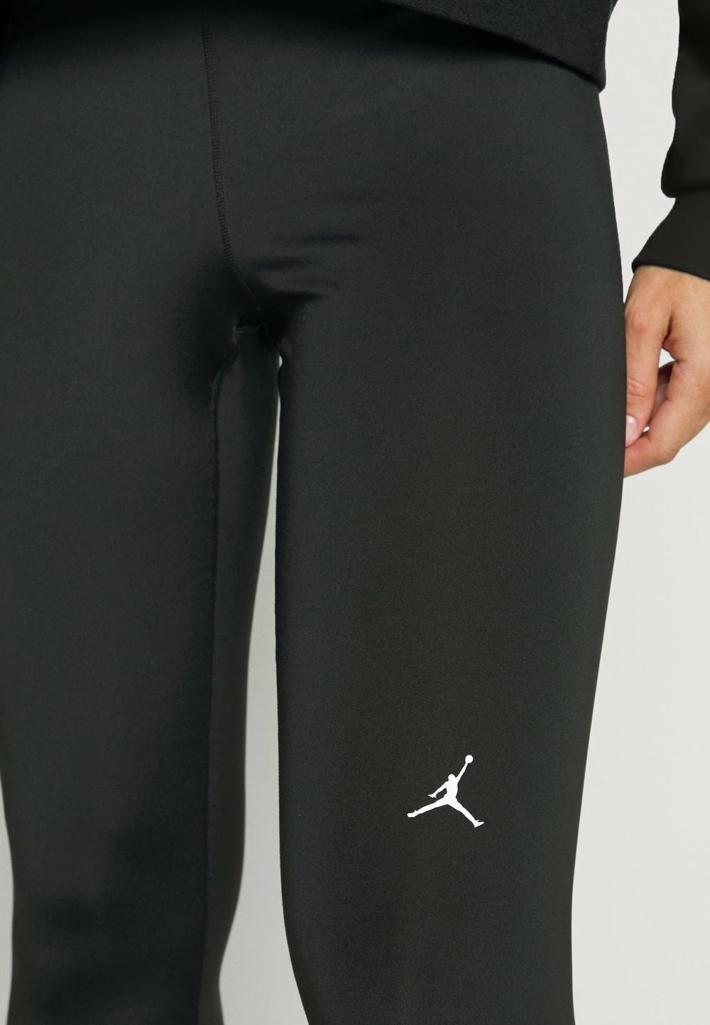 Offres ✔️ Prix Sacrifiés Jordan CORE - Legging pantalons normale femme 🌟 9 Offres ✔️ Prix Sacrifiés Jordan CORE - Legging pantalons normale femme 🌟 – Image 7