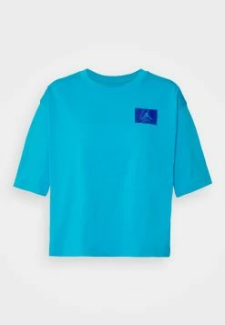 Coupon 🤩 Vendre Jordan ESSEN BOXY TEE - T-shirt basique t-shirts et tops col rond femme 🧨 -Pas Cher Jordan Magasin 2c8a7685a94047aeb37dba0bfb09769d