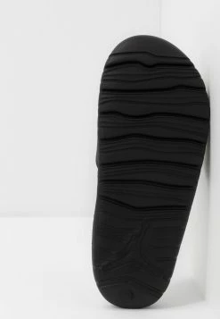 Sortie 😀 Prix Avantageux Jordan BREAK SLIDE - 🩴 Sandales de bain chaussures ouvert unisex 🤩 -Pas Cher Jordan Magasin 30467b71cc3d4bdd86c723a31a57cc94