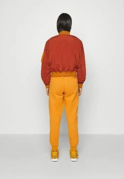 Bon marché 🥰 Jordan FLIGHT - Blouson Bomber Réduction vestes col officier femme 😉 -Pas Cher Jordan Magasin 373eee01b262496ca1e671c5d298f5e0