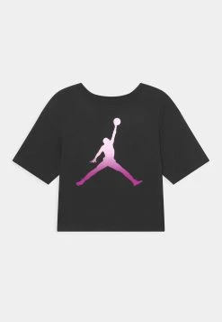 Coupon 😀 Prix d’Amis Jordan SHORT SLEEVE GRAPHIC - T-shirt imprimé vêtements basket-ball enfant ✨ -Pas Cher Jordan Magasin 37b8f067013c424787484d3b852a4cb7