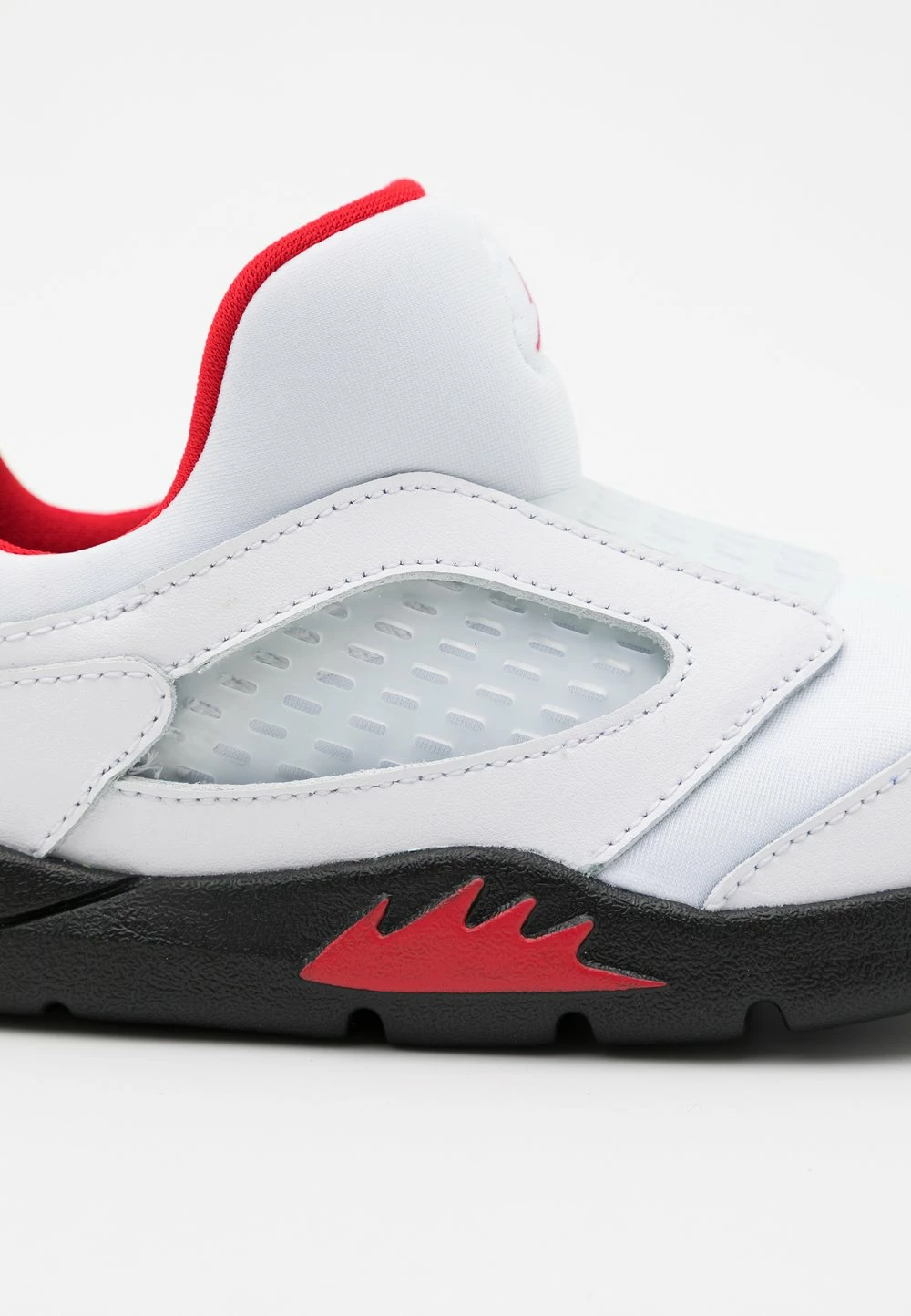 Le moins cher ✨ Jordan Prix Jamais Vus 5 RETRO LITTLE FLEX UNISEX - Chaussures de basket basket-ball 👍 8 Le moins cher ✨ Jordan Prix Jamais Vus 5 RETRO LITTLE FLEX UNISEX - Chaussures de basket basket-ball 👍 – Image 6