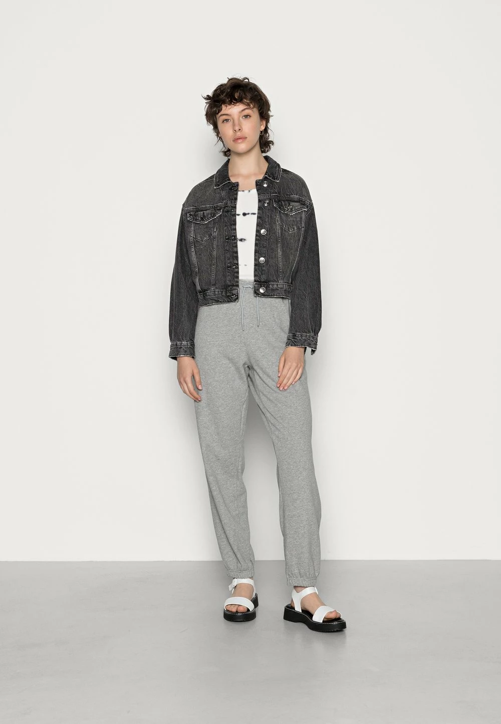 Tout neuf ❤️ Jordan excellente qualité PANT CORE - Pantalon de survêtement pantalons haute femme 😍 4 Tout neuf ❤️ Jordan excellente qualité PANT CORE - Pantalon de survêtement pantalons haute femme 😍 – Image 2