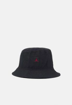 Tout neuf ✨ Jordan Prix Usine BUCKET WASHED UNISEX - Chapeau - red casquettes, bonnets et chapeaux basket-ball homme 😀 -Pas Cher Jordan Magasin 45d793b98948438cab02f965ac396f85 1