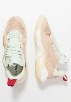 Les meilleures critiques de 😍 Jordan DELTA - Baskets basses qualité absolue baskets & 👟 sneakers rond femme 🧨 -Pas Cher Jordan Magasin 476db9004e124891a18bc6b3298e94a2