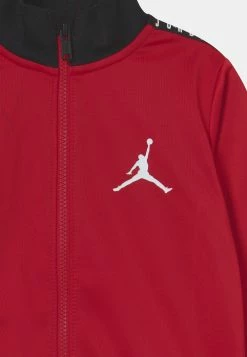 Meilleur prix ❤️ Jordan SET   - Survêtement Prix De Lancement vêtements basket-ball enfant ✔️ -Pas Cher Jordan Magasin 47fef29b2d744e82b4027ff48d47928e