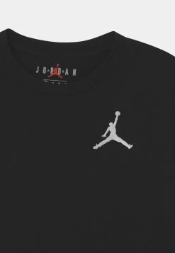 Meilleure affaire đ„ Jordan Prix OurlĂ© JUMPMAN AIR - T-shirt basique vĂȘtements basket-ball unisex đ 8 Meilleure affaire đ„ Jordan Prix OurlĂ© JUMPMAN AIR - T-shirt basique vĂȘtements basket-ball unisex đ -Pas Cher Jordan Magasin 5061a6523355482c8c066a8a5c777247