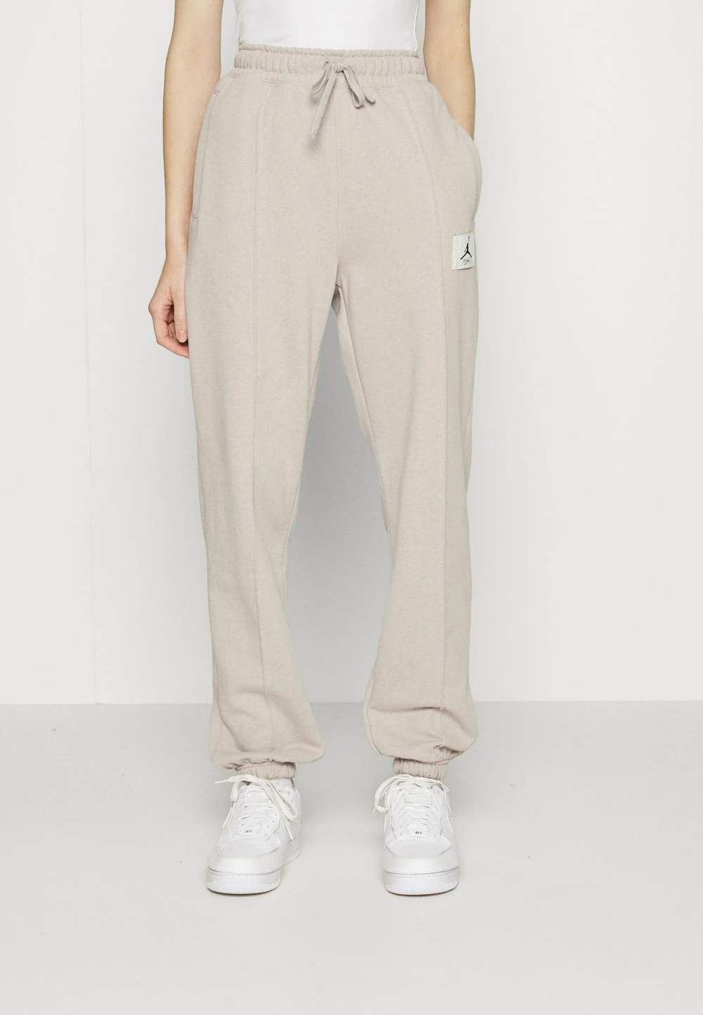 Meilleure affaire 🥰 Bonne Qualité Jordan ESSEN PANT - Pantalon de survêtement pantalons haute femme 🌟 3 Meilleure affaire 🥰 Bonne Qualité Jordan ESSEN PANT - Pantalon de survêtement pantalons haute femme 🌟