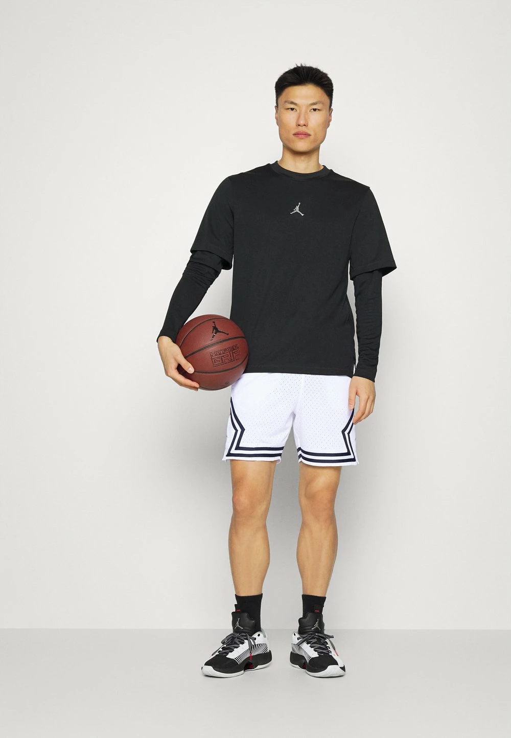 Remise 🧨 Jordan DIAMOND SHORT - Short de sport Discount En Ligne vêtements basket-ball homme ✔️ 4 Remise 🧨 Jordan DIAMOND SHORT - Short de sport Discount En Ligne vêtements basket-ball homme ✔️ – Image 2