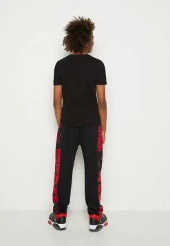 Grosses soldes đ Prix dâAmis Jordan JUMPMAN AIR - T-shirt imprimĂ© vĂȘtements basket-ball unisex â 13 Grosses soldes đ Prix dâAmis Jordan JUMPMAN AIR - T-shirt imprimĂ© vĂȘtements basket-ball unisex â -Pas Cher Jordan Magasin 57a3da81ee0b40ff9438ad791f2acd34