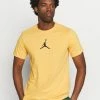 Meilleure vente 😀 Prix Réduit Jordan JUMPMAN CREW - T-shirt imprimé vêtements basket-ball homme 🥰 -Pas Cher Jordan Magasin 5837d58247eb4d1ebb11cf4412f19e68
