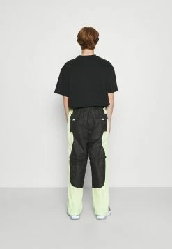 Coupon 🥰 Jordan TRACK PANT - Pantalon de survêtement Bon Rapport Coût-Efficacité pantalons normale homme 🌟 -Pas Cher Jordan Magasin 5bc3cf31de0949e59db9637b08451fd0