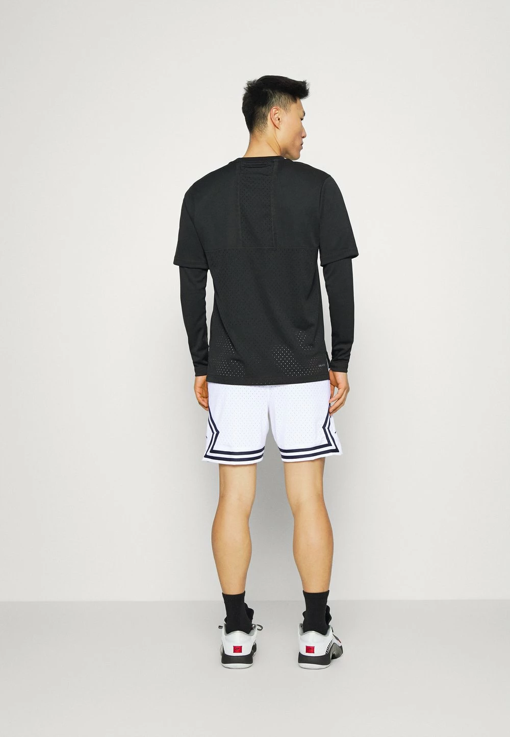 Remise 🧨 Jordan DIAMOND SHORT - Short de sport Discount En Ligne vêtements basket-ball homme ✔️ 5 Remise 🧨 Jordan DIAMOND SHORT - Short de sport Discount En Ligne vêtements basket-ball homme ✔️ – Image 3