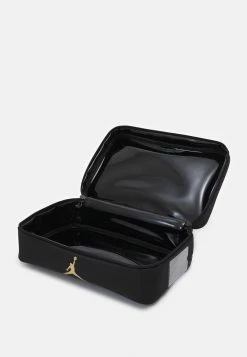 Le moins cher ❤️ Jordan THE 👟 SHOE BOX - Sac de sport Réduction sacs basket-ball homme 🥰 12 Le moins cher ❤️ Jordan THE 👟 SHOE BOX - Sac de sport Réduction sacs basket-ball homme 🥰 -Pas Cher Jordan Magasin 6dc41f734f714d99b7c44b8d8ebf2b4d