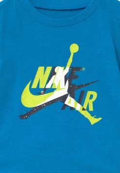 Les meilleures critiques de 👏 Jordan JUMPMAN CLASSIC SET UNISEX - Short de sport En promotion vêtements basket-ball 🛒 11 Les meilleures critiques de 👏 Jordan JUMPMAN CLASSIC SET UNISEX - Short de sport En promotion vêtements basket-ball 🛒 -Pas Cher Jordan Magasin 6e88a46035c5458e98921403f8edbe24