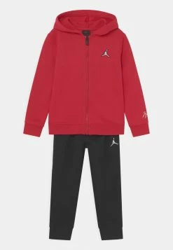 Meilleur prix 🛒 Jordan Prix Jamais Vus ESSENTIALS SET - Survêtement vêtements basket-ball unisex ⌛