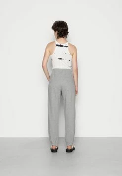 Tout neuf ❤️ Jordan excellente qualité PANT CORE - Pantalon de survêtement pantalons haute femme 😍 12 Tout neuf ❤️ Jordan excellente qualité PANT CORE - Pantalon de survêtement pantalons haute femme 😍 -Pas Cher Jordan Magasin 7649895ee5cb426785f5a081b9e01e11