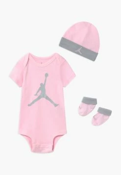 Top 10 ✨ Prix Sacrifiés Jordan JUMPMAN BOOTIE SET UNISEX - T-shirt imprimé accessoires basket-ball 🔥