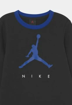Meilleure vente 🤩 Jordan Meilleure qualité JUMPMAN CREW SET - Survêtement vêtements basket-ball enfant ✔️ -Pas Cher Jordan Magasin 80984fad03a8484f8e426fb73036f2e7