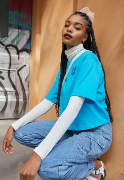 Sortie ⌛ Prix Sympa Jordan ESSEN BOXY TEE - T-shirt basique t-shirts et tops col rond femme 👏 -Pas Cher Jordan Magasin 8516bb215cff4eb0b38b0565bb1e9c71