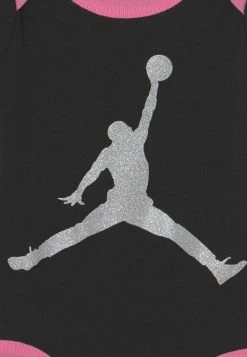 Nouveau 🔔 Meilleure qualité Jordan GIRLS SET - T-shirt imprimé vêtements basket-ball enfant ✔️ 7 Nouveau 🔔 Meilleure qualité Jordan GIRLS SET - T-shirt imprimé vêtements basket-ball enfant ✔️ -Pas Cher Jordan Magasin 906c17ffed1446db94b31d691d2b203d