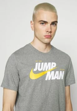 Les meilleures critiques de ✔️ Jordan Prix d’Amis CREW - T-shirt imprimé t-shirts col rond homme ❤️ -Pas Cher Jordan Magasin 978b9de5352e497caeb7bae84e246d49