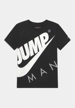 Remise 😀 Prix Acceptable Jordan JUMPMAN STREET TEAM - T-shirt imprimé vêtements basket-ball enfant ⭐ -Pas Cher Jordan Magasin 9a2f9c7ce6cd47fdaec88c352076fce7