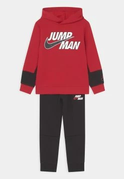 Vente flash 🎁 Jordan JUMPMAN BY NIKE SET - Survêtement Prix Ourlé vêtements basket-ball enfant 🌟 -Pas Cher Jordan Magasin 9c73c54787804289bb608bc5e20d5120