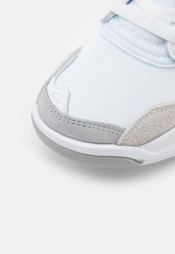 Tout neuf 🛒 Première Qualité JORDAN MA2 - Baskets montantes baskets & 👟 sneakers rond homme ⌛ -Pas Cher Jordan Magasin 9d0e6bd787ac4c4583c646edf3a8c00a