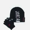 De gros 🛒 Prix Dynamité Jordan AIR PATCH BEANIE SET UNISEX - Gants accessoires basket-ball 🎉 -Pas Cher Jordan Magasin a09db6e257174101a8b995c71fd3f2b9