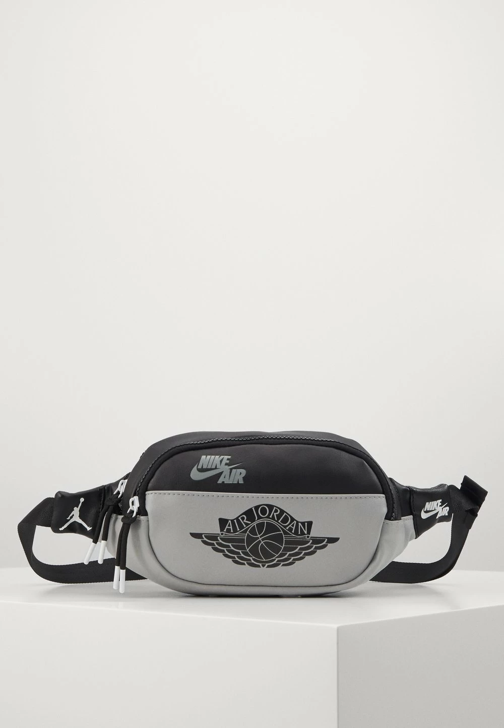 Meilleur prix 💯 Jordan Prix Accessible CROSSBODY - Sac banane sacs basket-ball homme ✨ 8 Meilleur prix 💯 Jordan Prix Accessible CROSSBODY - Sac banane sacs basket-ball homme ✨ – Image 6