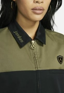 Les meilleures critiques de 🎁 Jordan Veste légère Prix Incroyables vestes & blazers col &agrave; revers femme 🥰 -Pas Cher Jordan Magasin aa9e08765b7243d59a99625d03683eac