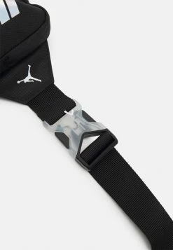 Vente flash 🤩 Prix Incroyables Jordan JUMPMAN BY HIP BAG - Sac banane sacs et accessoires basket-ball unisex 🛒 11 Vente flash 🤩 Prix Incroyables Jordan JUMPMAN BY HIP BAG - Sac banane sacs et accessoires basket-ball unisex 🛒 -Pas Cher Jordan Magasin c1769339c9dd4e71a0bfde73a19e90a0