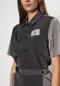 De gros 👍 Jordan ESSEN FLIGHTSUIT - Combinaison Soldes combinaisons et salopettes col &agrave; revers femme 🔔 -Pas Cher Jordan Magasin c8d0cd1c707d47d8b2f482129f59eee6