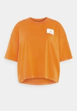 Grosses soldes 🧨 Jordan ESSENTIAL BOXY TEE - T-shirt imprimé Haute Qualité t-shirts et tops col rond femme ⭐ -Pas Cher Jordan Magasin caec4176bd0a44008bd051ed301597b3