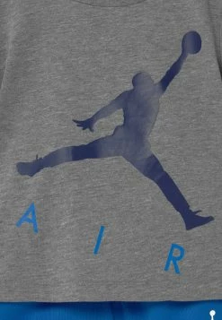 Vente flash ✨ Prix Dynamité Jordan JUMPING BIG AIR SET UNISEX - T-shirt imprimé vêtements basket-ball 😀 -Pas Cher Jordan Magasin cd82a7c0a18d4ffeb53d8e4ad314cf4b