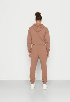 Tout neuf 👏 Prix Raisonnable Jordan PANT - Pantalon de survêtement - brown pantalons normale homme 😀 -Pas Cher Jordan Magasin d9f79465abe14ed28e8b334c1cc58cb2