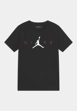 Coupon 👏 Jordan Prix Incroyables JUMPMAN - T-shirt imprimé vêtements basket-ball enfant 😀 -Pas Cher Jordan Magasin e6806c6dd28740a2ac2ab59e8120bcb0