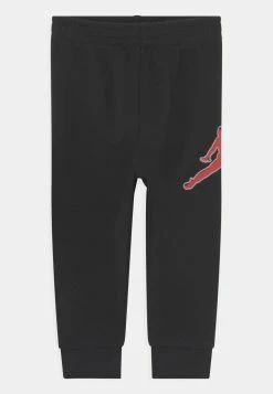 Acheter 👍 Jordan Prix Compétitif PLAYGROUND TRANSITIONAL SET UNISEX - Survêtement vêtements basket-ball 😍 -Pas Cher Jordan Magasin eadb9485f82c4497b28e02c01627de49