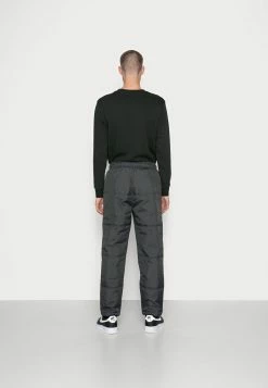 Offres ⭐ Prix Jamais Vus Jordan PANT - Pantalon classique pantalons haute homme 🤩 -Pas Cher Jordan Magasin eca8fde54da04e9d890cfff4968b2a5f