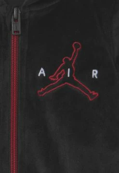 Bon marché ✔️ Jordan Soldes WILD UTILITY HOODED UNISEX - Combinaison vêtements basket-ball 🔥 -Pas Cher Jordan Magasin f55e59d781d349e5a5dbad7d5bc9b560